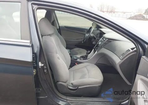 2013 Hyundai Sonata Gls z USA, uszkodzony, nr VIN 5NPEB4AC3DH605395